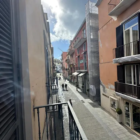 Phistelia Alojamento de Acomodação e Pequeno-almoço 3*